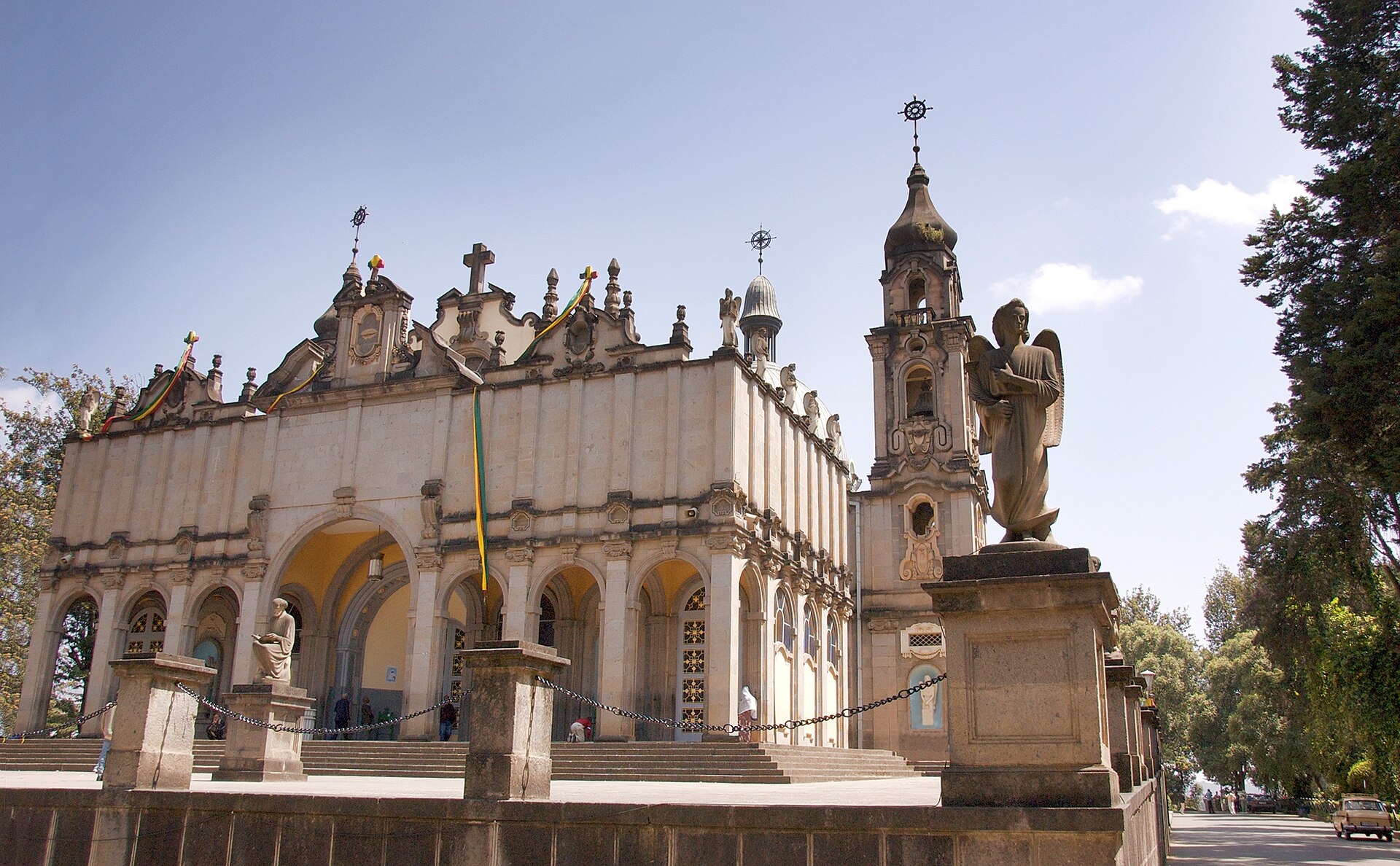 Holy Trinity Cathedral, Addis Ababa